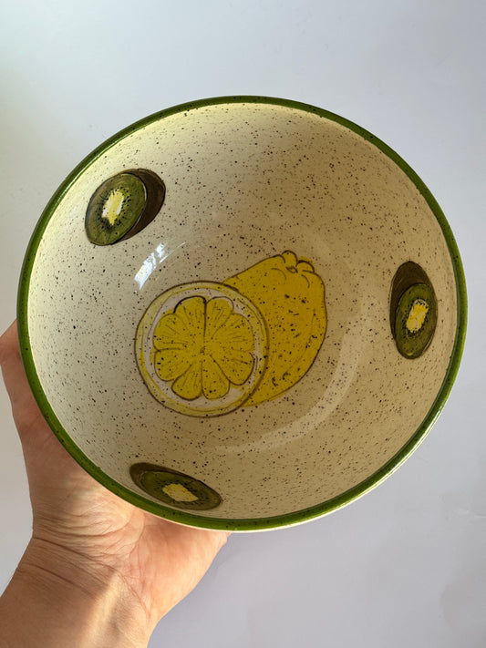 Bowl Lemon and Kiwi