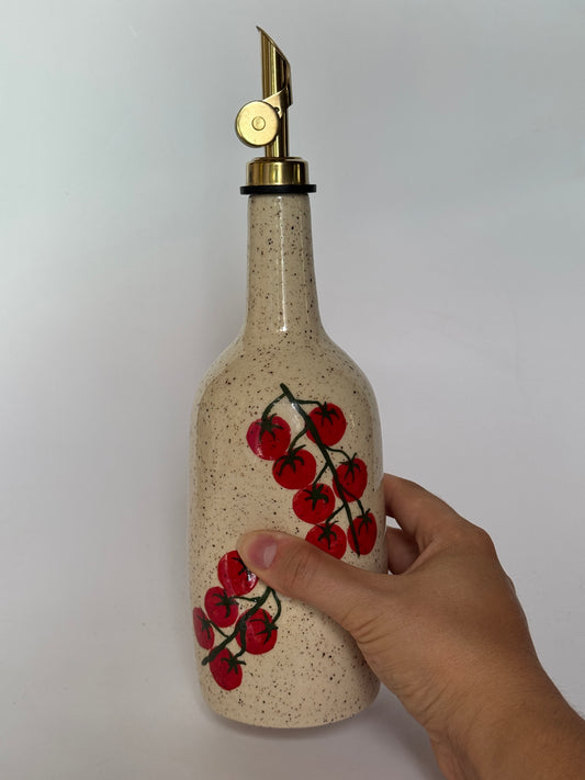 Tomato Oil Dispenser