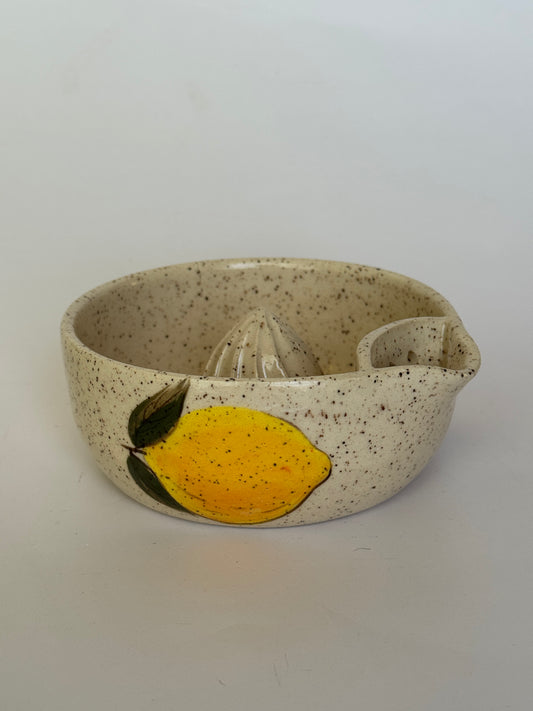 Squeezer with Lemon